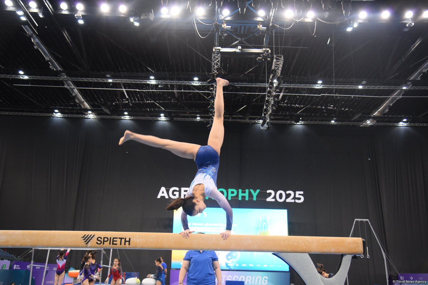 Milli Gimnastika Arenasında Bakı çempionatı və ölkə birinciliyi start götürüb (FOTO)