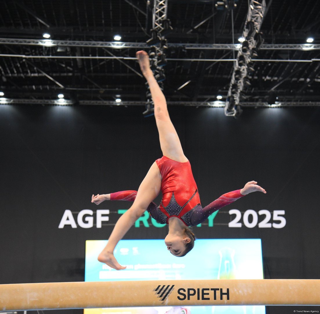 Milli Gimnastika Arenasında gimnastika yarışları davam edir (FOTO)