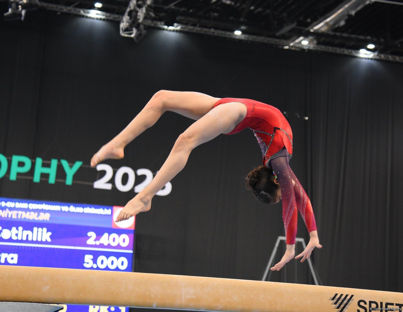 Milli Gimnastika Arenasında gimnastika yarışları davam edir (FOTO)