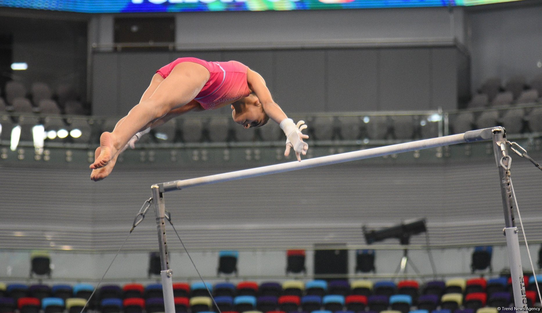 Milli Gimnastika Arenasında gimnastika yarışları davam edir (FOTO)