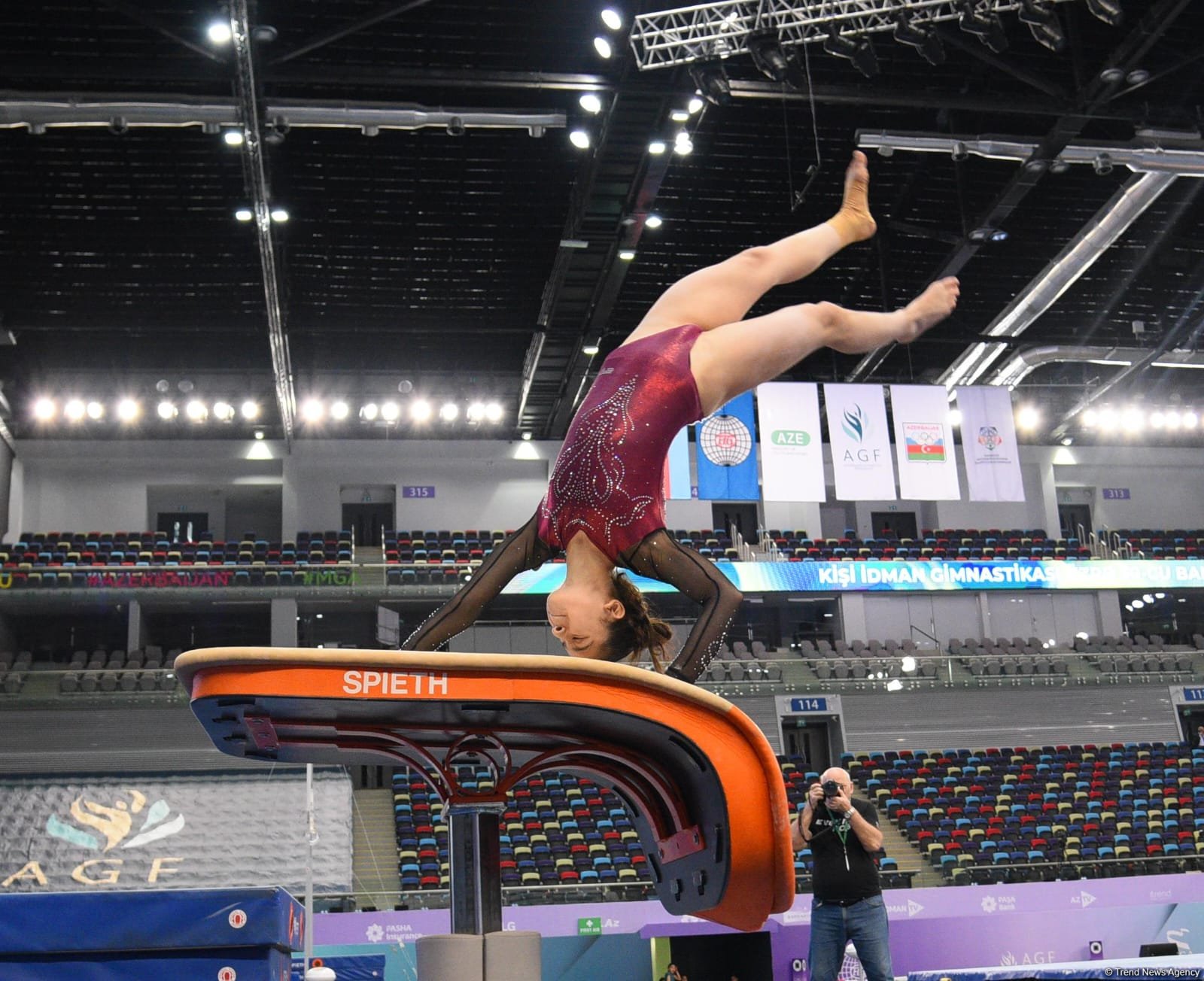 Milli Gimnastika Arenasında gimnastika yarışları davam edir (FOTO)