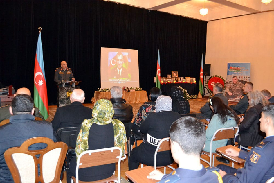 Aprel döyüşü şəhidinin anım mərasimi keçirilib (FOTO)