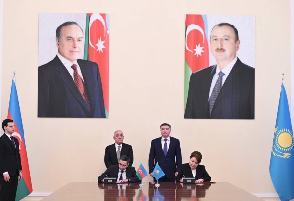 Azərbaycan və Qazaxıstan arasında İcbari tibbi sığorta sahəsində Anlaşma Memorandumu imzalanıb