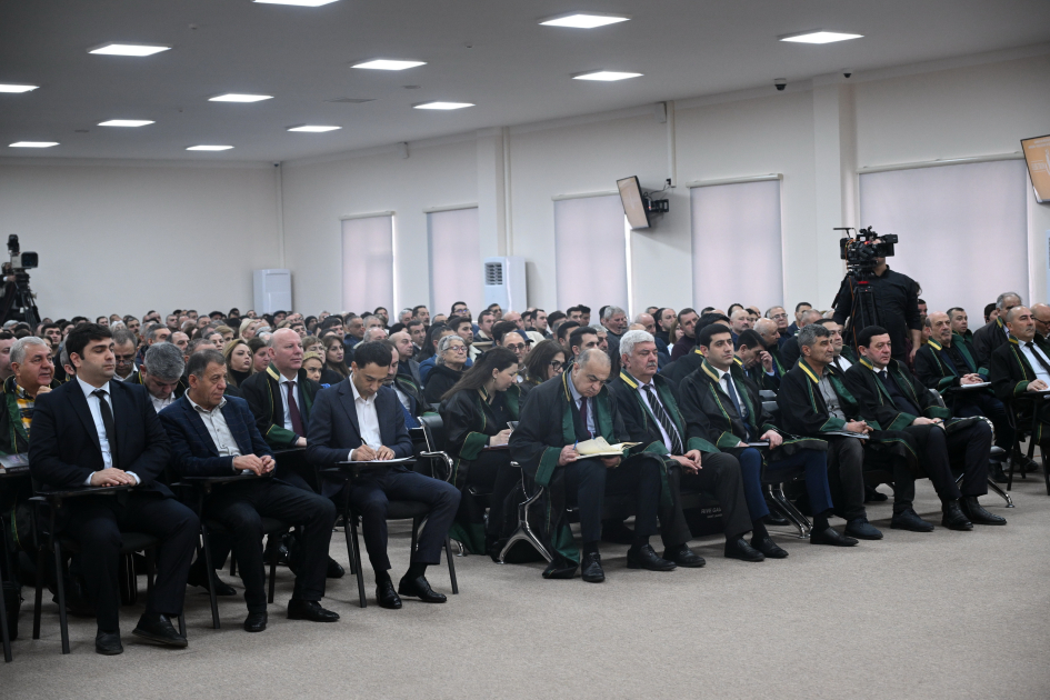 Azərbaycan xalqına qarşı çoxsaylı cinayətlərin törədilməsində təqsirləndirilən şəxslərin məhkəməsi davam etdirilir (FOTO)