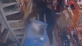 Marketlərdən 50 min manat dəyərində oğurluq edən şəxslər tutuldu (FOTO/VİDEO)