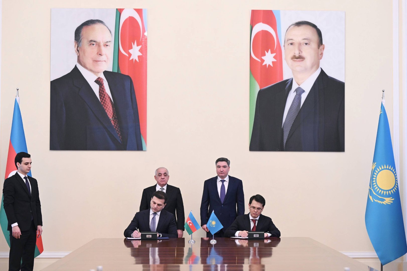 Bakıda Azərbaycan və Qazaxıstan baş nazirlərinin görüşü olub (FOTO)