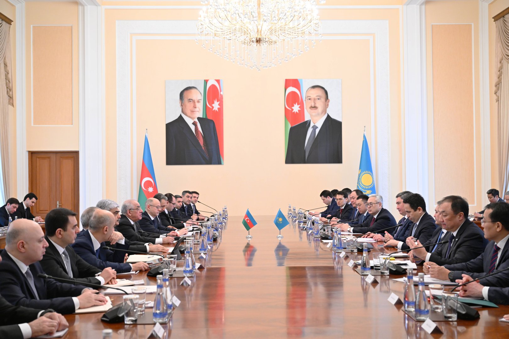 Bakıda Azərbaycan və Qazaxıstan baş nazirlərinin görüşü olub (FOTO)