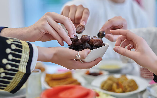 Ramazan ayının dördüncü gününün duası - İmsak və iftar vaxtı