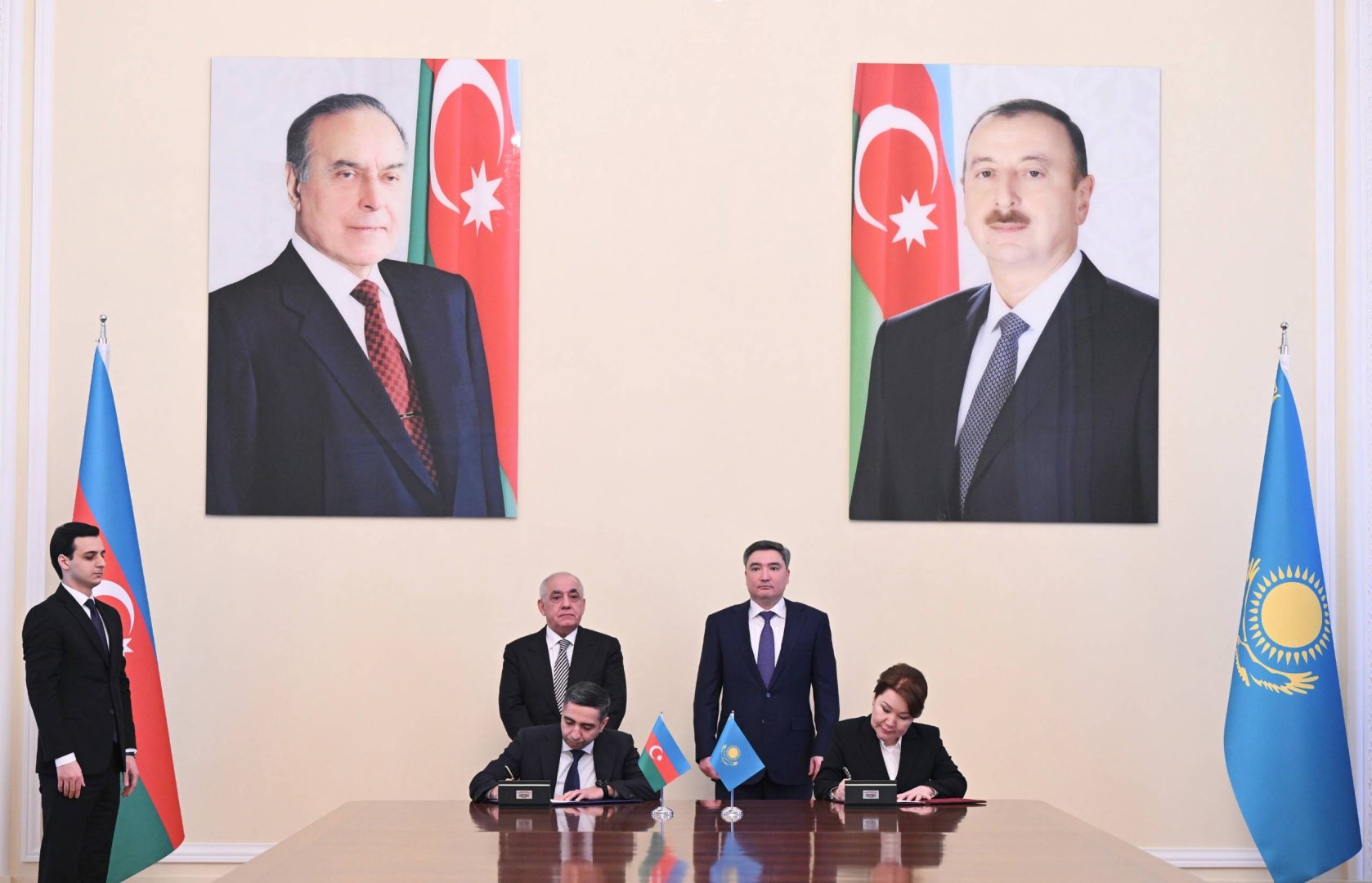 Azərbaycan və Qazaxıstan arasında İcbari tibbi sığorta sahəsində Anlaşma Memorandumu imzalanıb
