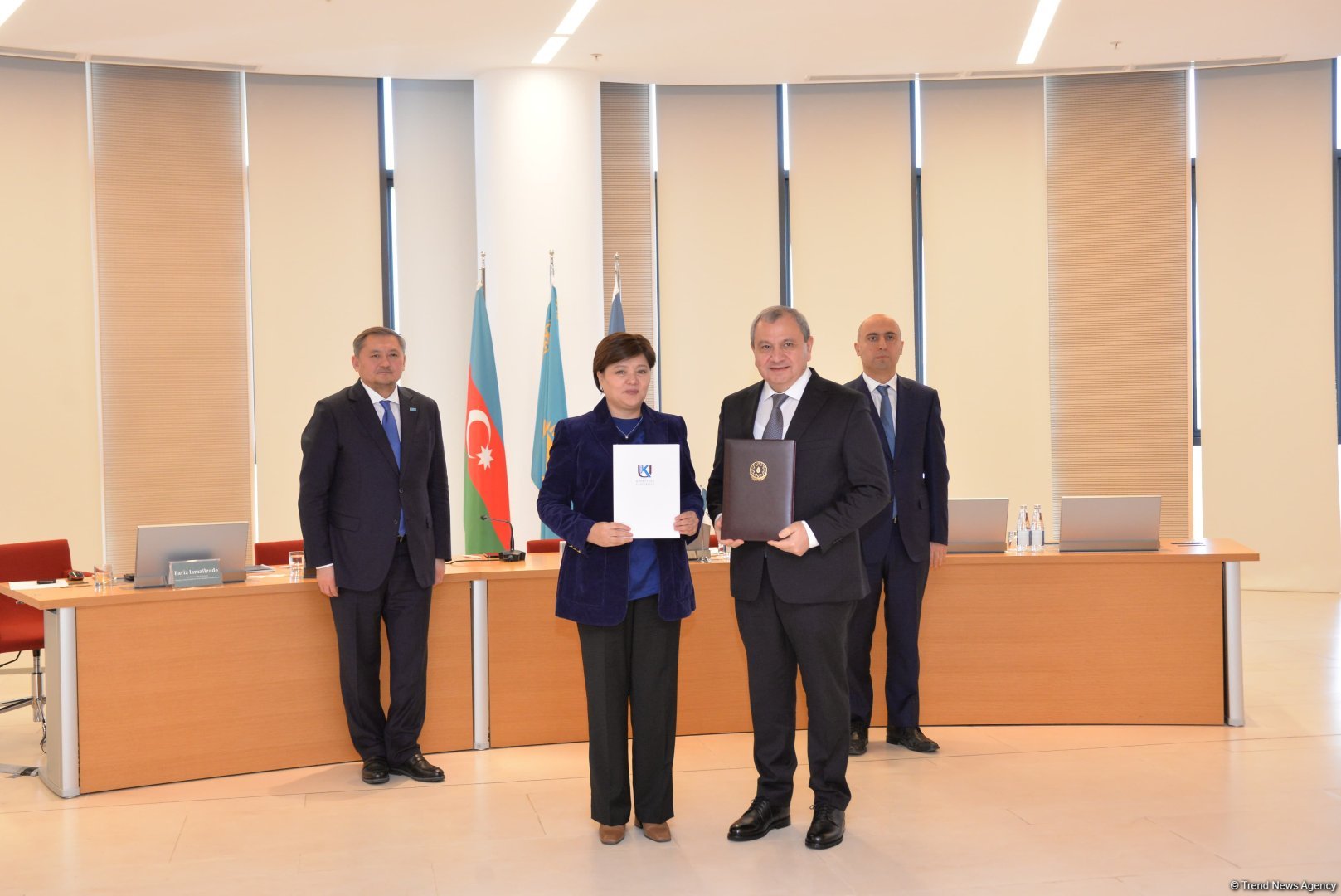 Azərbaycan və Qazaxıstan universitetləri arasında əməkdaşlıq barədə sənədlər imzalanıb (FOTO)