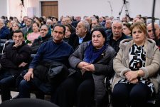 Ruben Vardanyanın votsapda və teleqramda apardığı gizli danışıqlar məhkəmə zalında nümayiş etdirilib (FOTO)