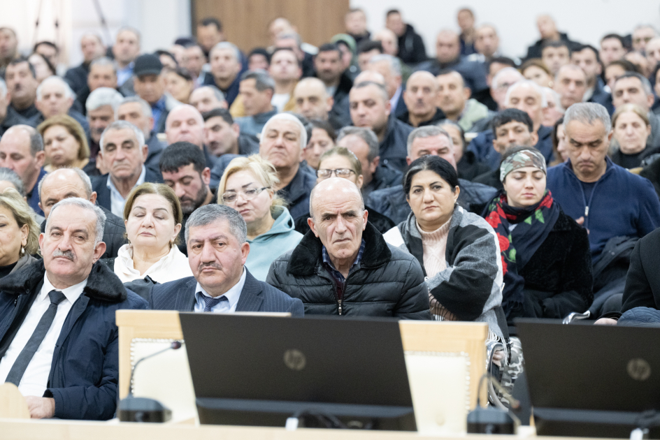 Ruben Vardanyanın votsapda və teleqramda apardığı gizli danışıqlar məhkəmə zalında nümayiş etdirilib (FOTO)