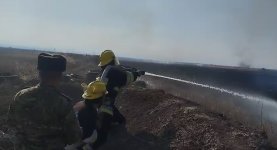 Ermənistanın Naxçıvanla sərhəddə törətdiyi yanğın söndürülüb (FOTO/VİDEO)