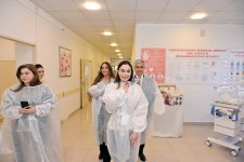 Birinci vitse-prezident Mehriban Əliyeva Gəncə Şəhər Birləşmiş Xəstəxanasının Perinatal Mərkəzində olub (FOTO/VİDEO)