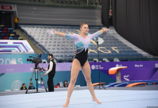 Bakıda idman gimnastikası üzrə Dünya Kubokunun 2-ci günü start götürüb (FOTO)