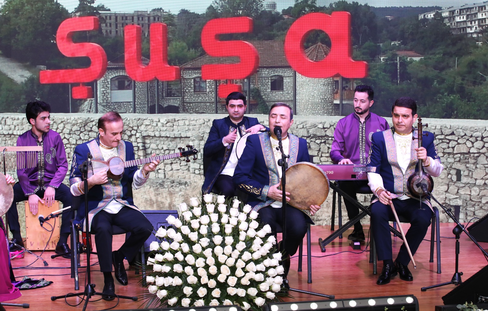 AHİK tərəfindən Beynəlxalq Qadınlar Günü münasibətilə "Muğamın sehrli dünyası" konsert proqramı təşkil olunub (FOTO)