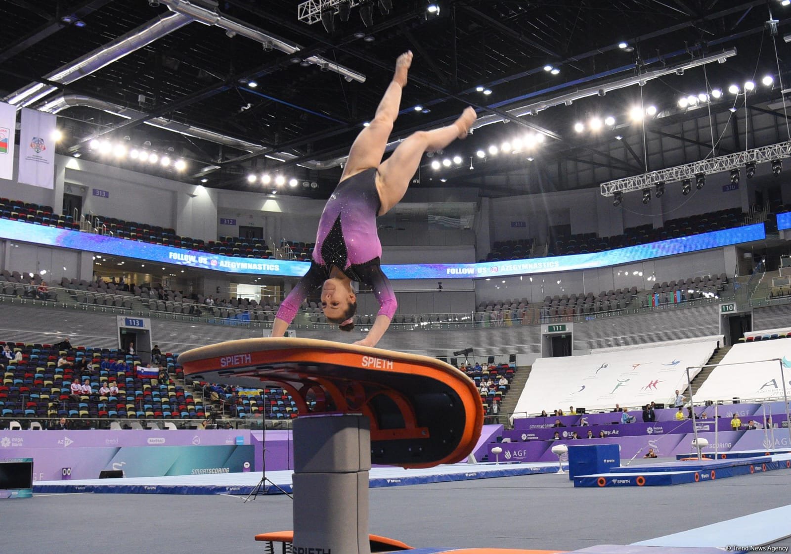 Bakıda idman gimnastikası üzrə Dünya Kubokunun final günü start götürüb (FOTO)