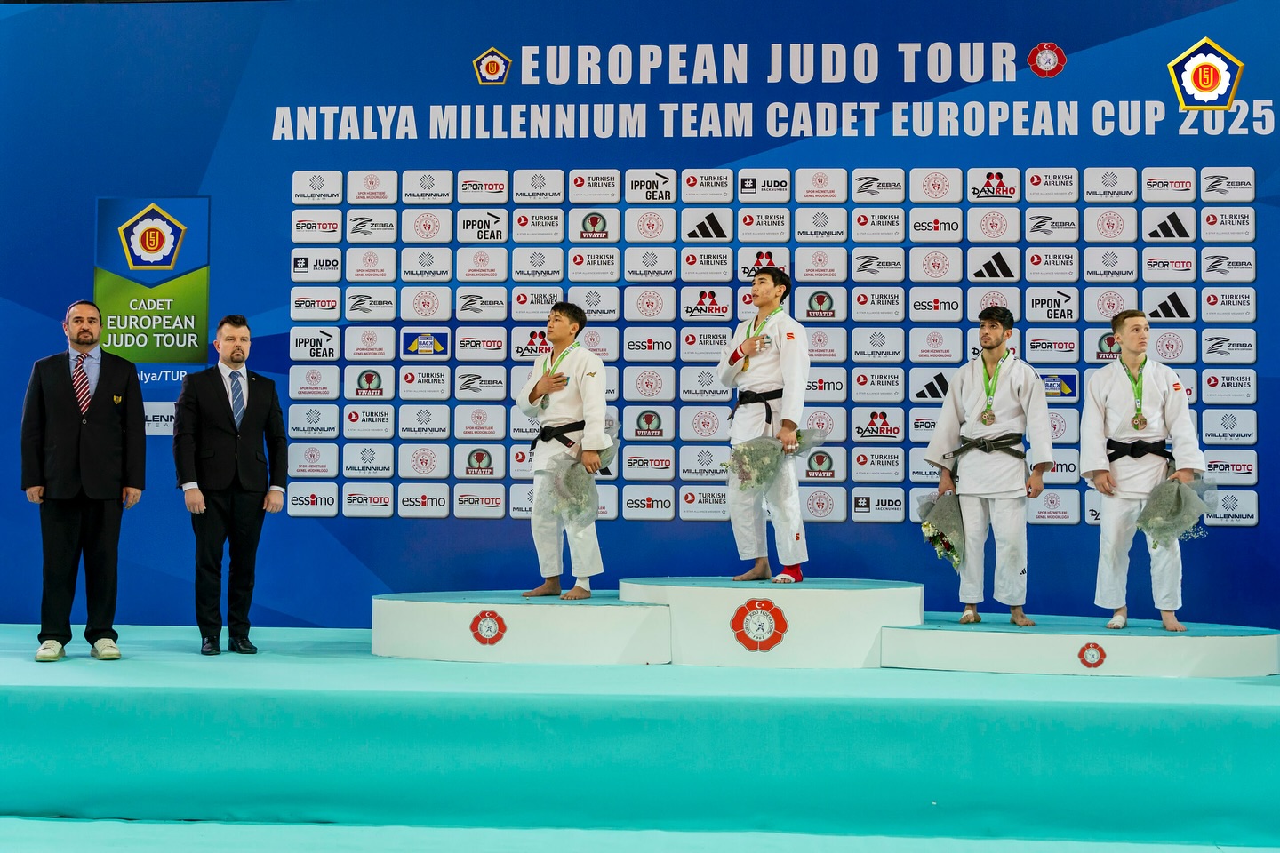 Azərbaycan cüdoçuları Antalya Avropa Kubokunda 3 medal qazandı (FOTO)