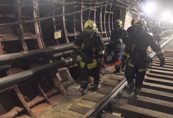 Fövqəladə Hallar Nazirliyi tərəfindən metroda təlim keçirilib (FOTO/VİDEO)