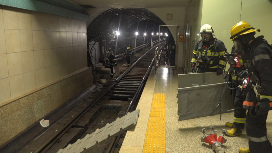 Fövqəladə Hallar Nazirliyi tərəfindən metroda təlim keçirilib (FOTO/VİDEO)