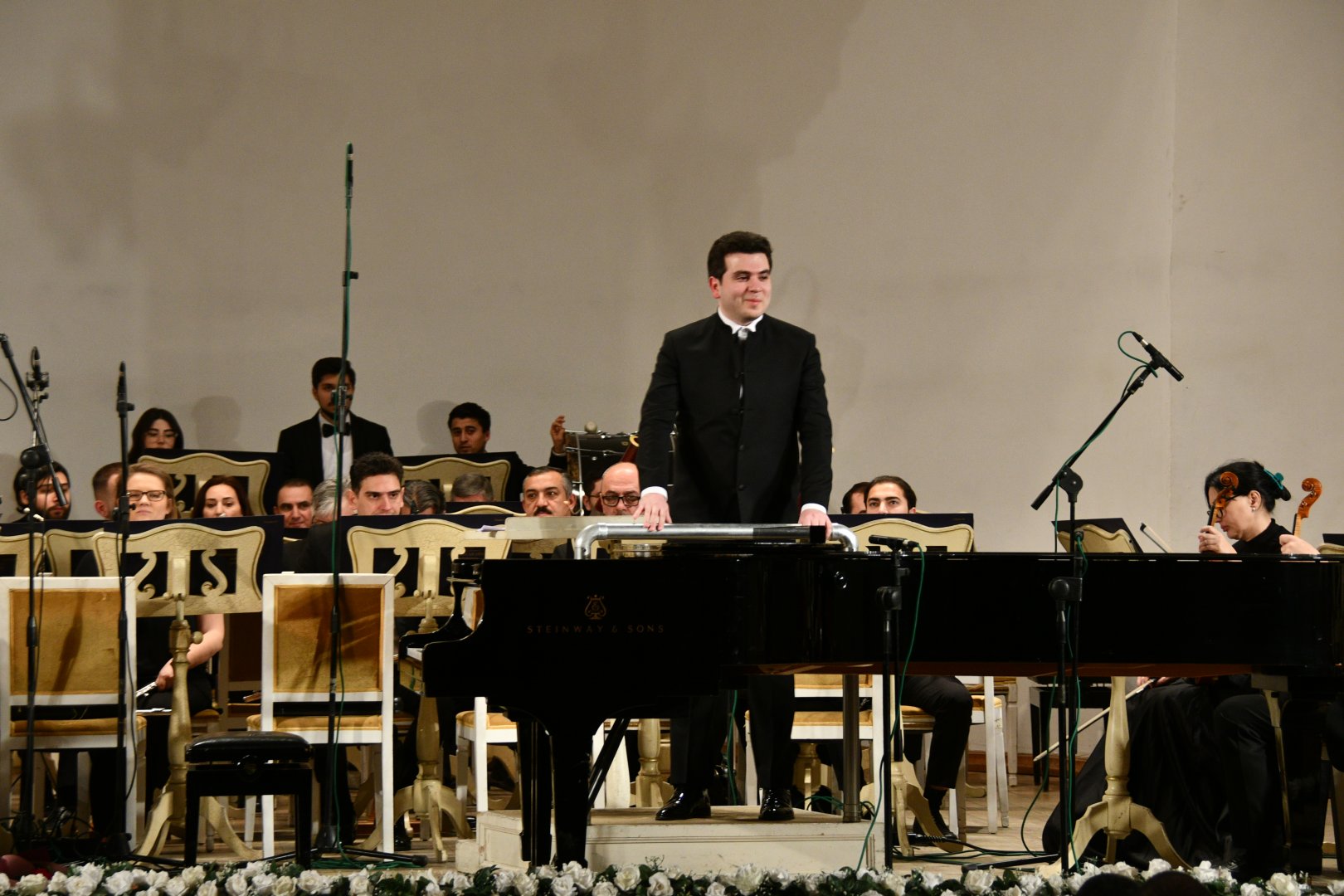 Nərgiz Əliyarova Beynəlxalq Qadınlar Gününə konsert həsr etdi (FOTO)