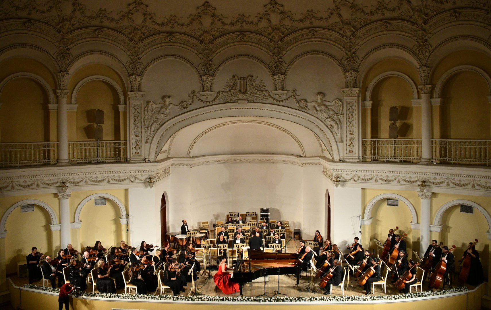 Nərgiz Əliyarova Beynəlxalq Qadınlar Gününə konsert həsr etdi (FOTO)