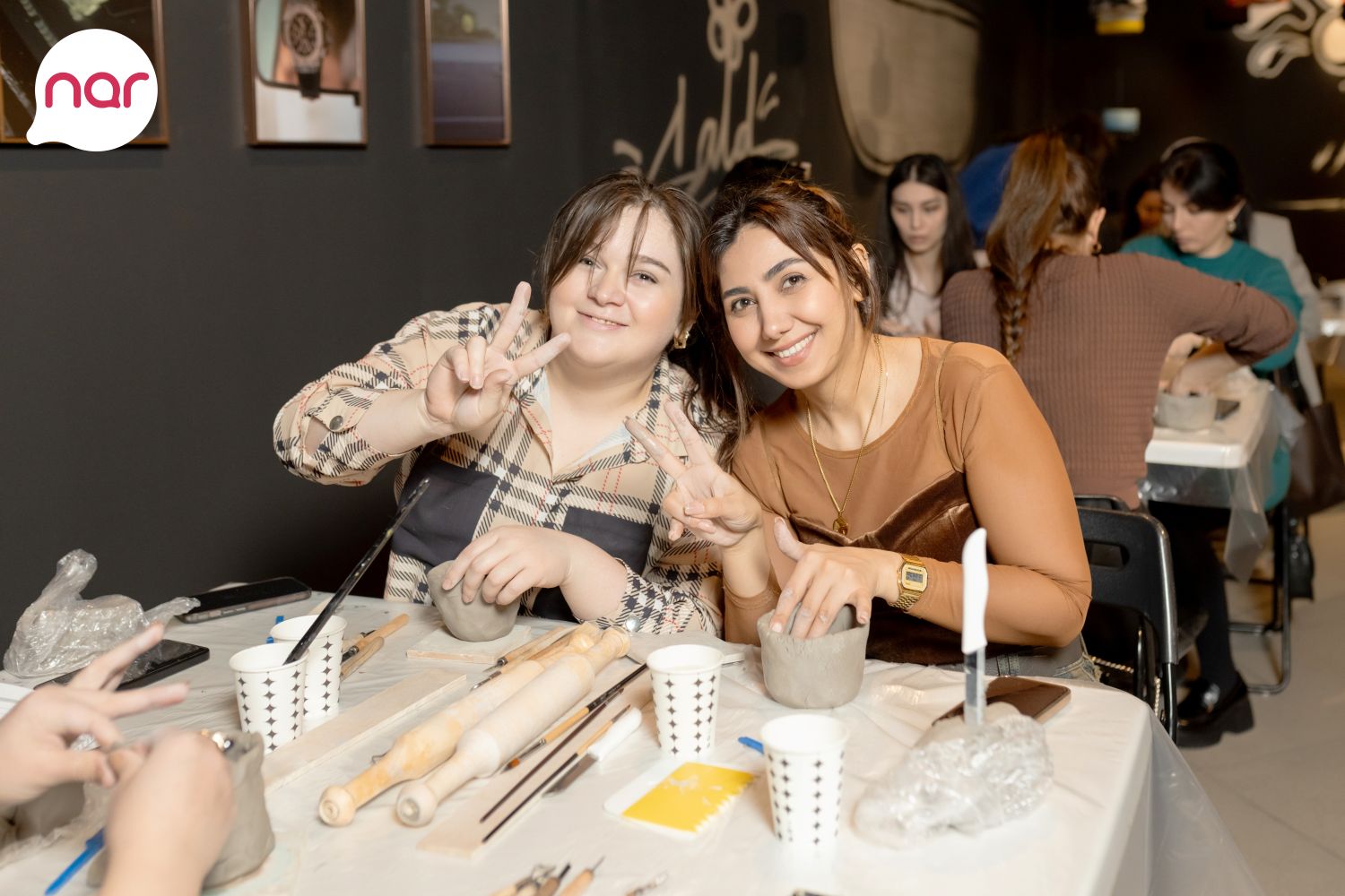 “Nar” 8 Martı xanım jurnalistlərlə birgə qeyd edib (FOTO)