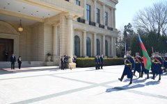 Şimali Makedoniya Prezidenti Qordana Silyanovska-Davkovanın rəsmi qarşılanma mərasimi olub (FOTO/VİDEO)