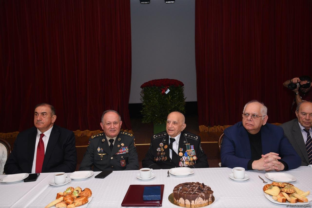 Bakıda əfsanəvi kəşfiyyatçı Şamil Süleymanovun 90 illik yubileyi qeyd olunub (FOTO)