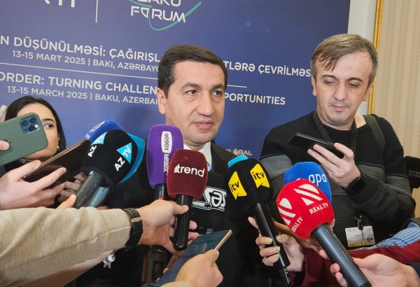 Ermənistan Konstitusiyası ilə bağlı məsələləri aradan qaldırdıqdan sonra sülh gündəliyi üçün daha yaxşı şərtlər formalaşa bilər - Hikmət Hacıyev