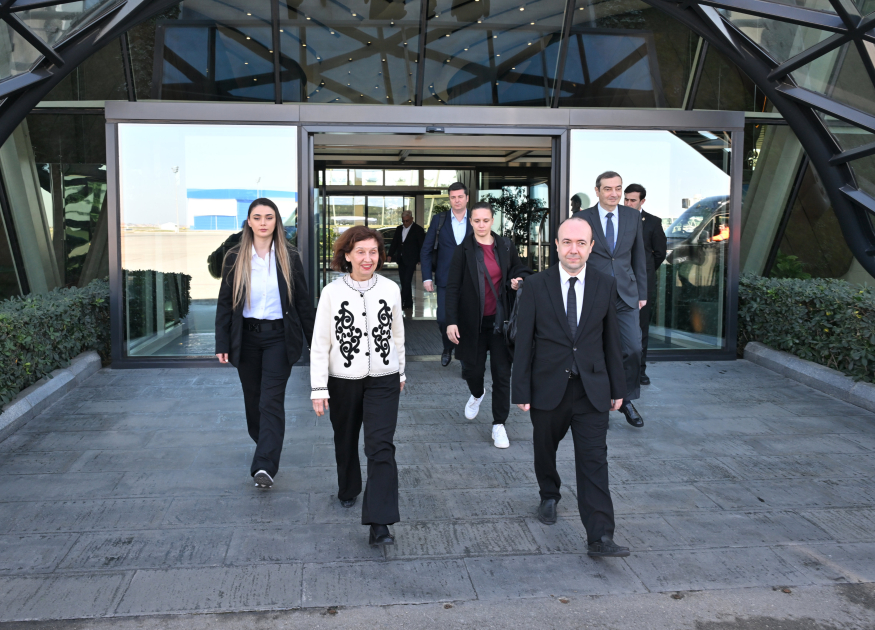 Şimali Makedoniya Prezidentinin Azərbaycana səfəri başa çatıb (FOTO)
