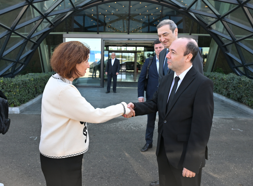 Şimali Makedoniya Prezidentinin Azərbaycana səfəri başa çatıb (FOTO)