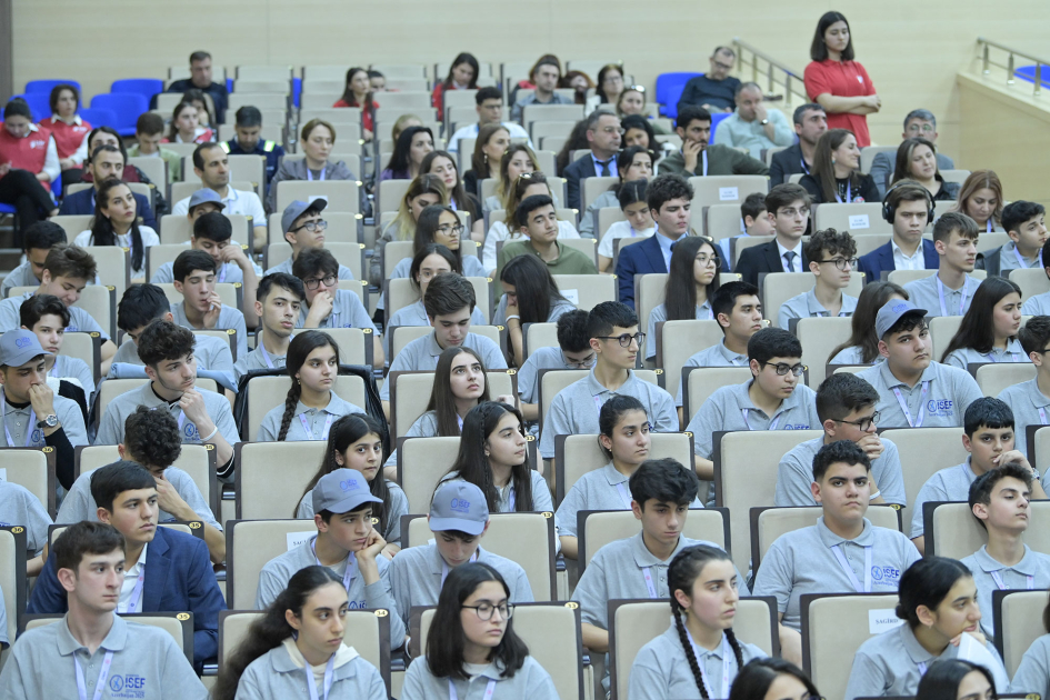 "Sabahın alimləri" XIV Respublika layihə müsabiqəsinin qalibləri mükafatlandırılıb (FOTO)