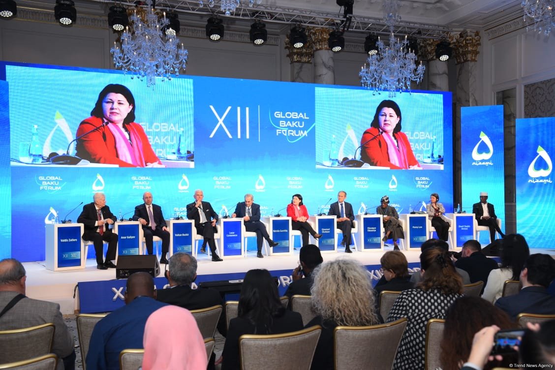 Qlobal Bakı Forumunda “Sülh naminə bərpa: münaqişədən sonrakı inkişaf və regional sabitlik” mövzusunda panel müzakirəsi keçirilib (FOTO) (ƏLAVƏ OLUNUB)