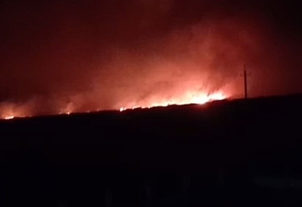 Cəbrayılda boş ərazidə güclü yanğın baş verib (FOTO) (ƏLAVƏ EDİLİB)