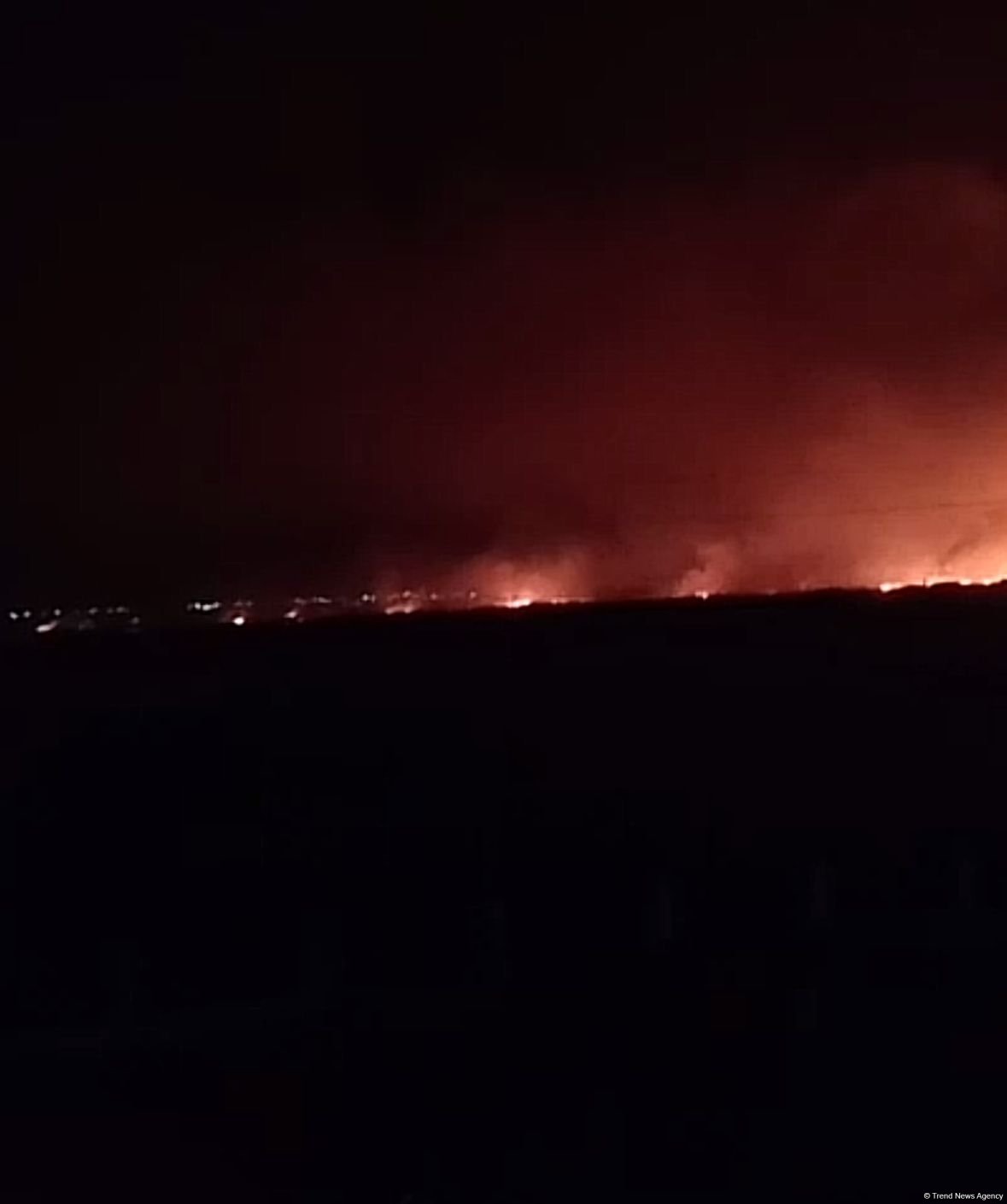 Cəbrayılda boş ərazidə güclü yanğın baş verib (FOTO) (ƏLAVƏ EDİLİB)