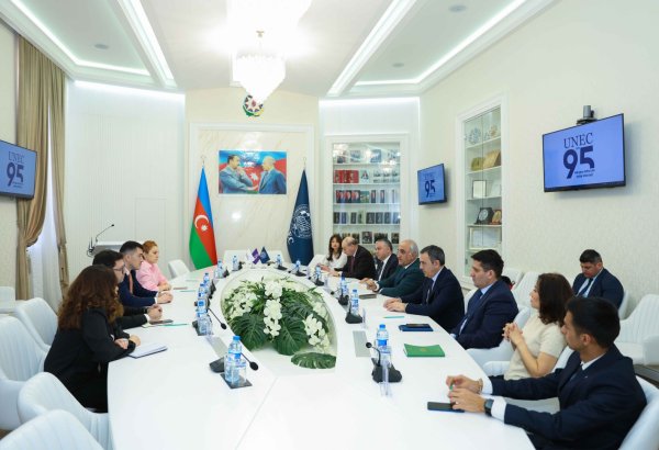 UNEC ilə Bakı Fond Birjası arasında memorandum imzalanıb