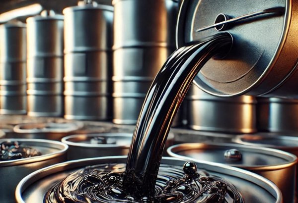 "Chevron" ABŞ sanksiyaları səbəbilə Venesueladan neft idxalını dayandırıb