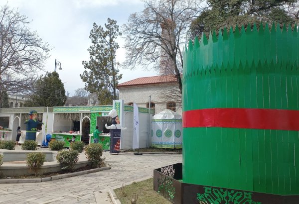Şuşada bayram yarmarkası keçirilir (FOTO)