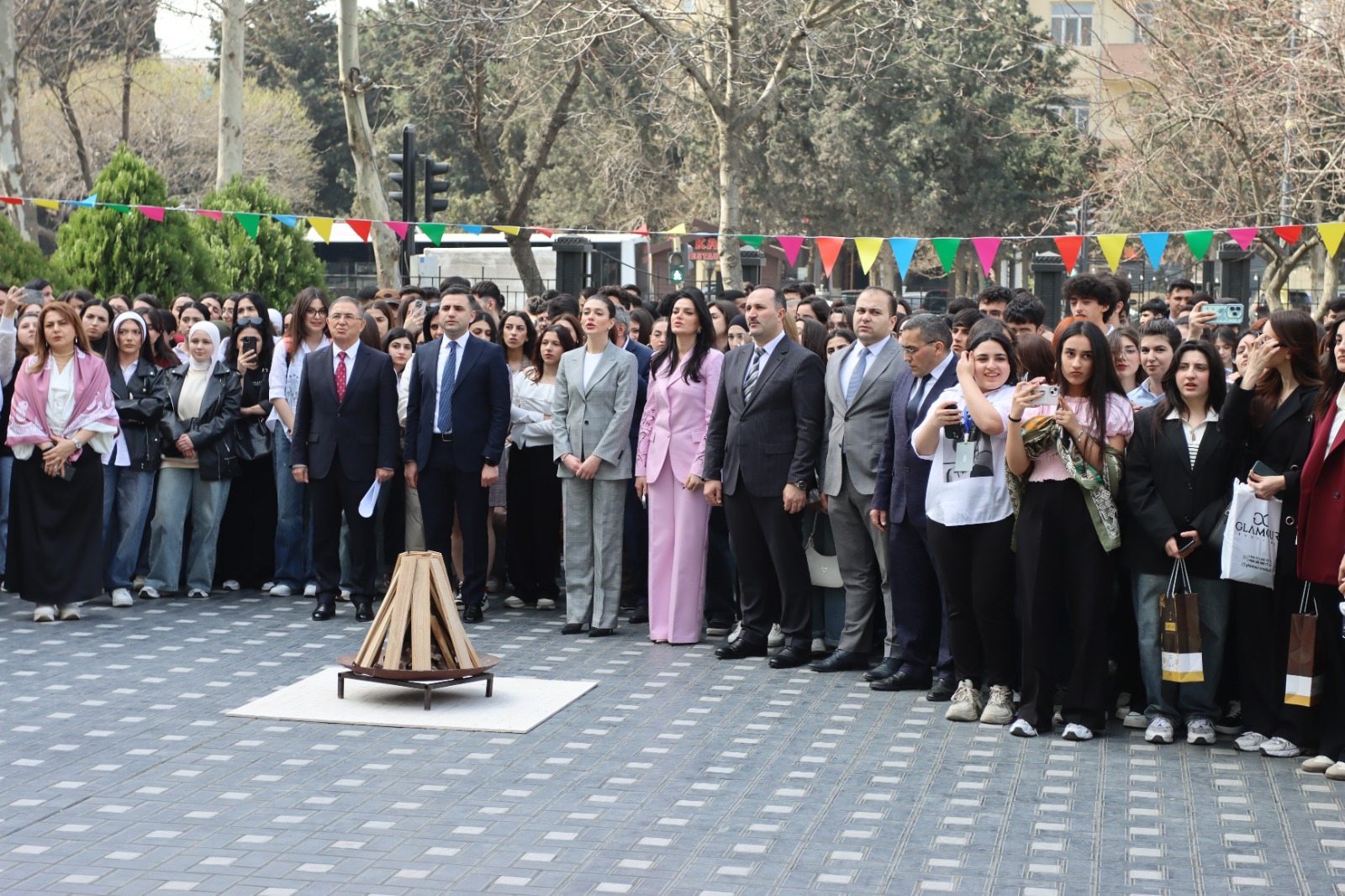 Bakı Biznes Universitetində Novruz bayramına həsr olunmuş möhtəşəm tədbir keçirilib (FOTO)