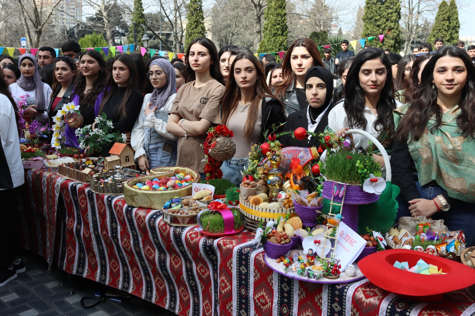 Bakı Biznes Universitetində Novruz bayramına həsr olunmuş möhtəşəm tədbir keçirilib (FOTO)