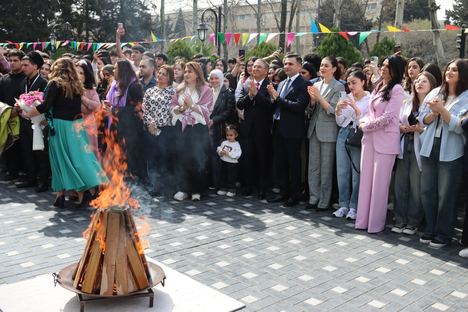 Bakı Biznes Universitetində Novruz bayramına həsr olunmuş möhtəşəm tədbir keçirilib (FOTO)