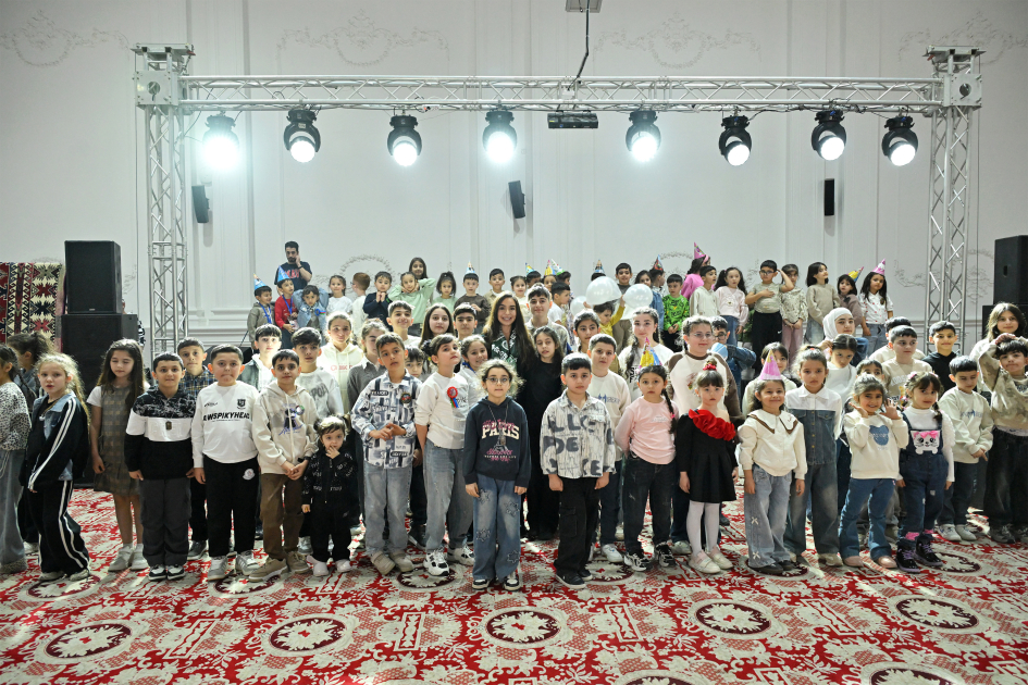 Heydər Əliyev Fondunun vitse-prezidenti Leyla Əliyeva Qubada şəhid övladları ilə birgə Novruz şənliyində iştirak edib (FOTO/VİDEO)