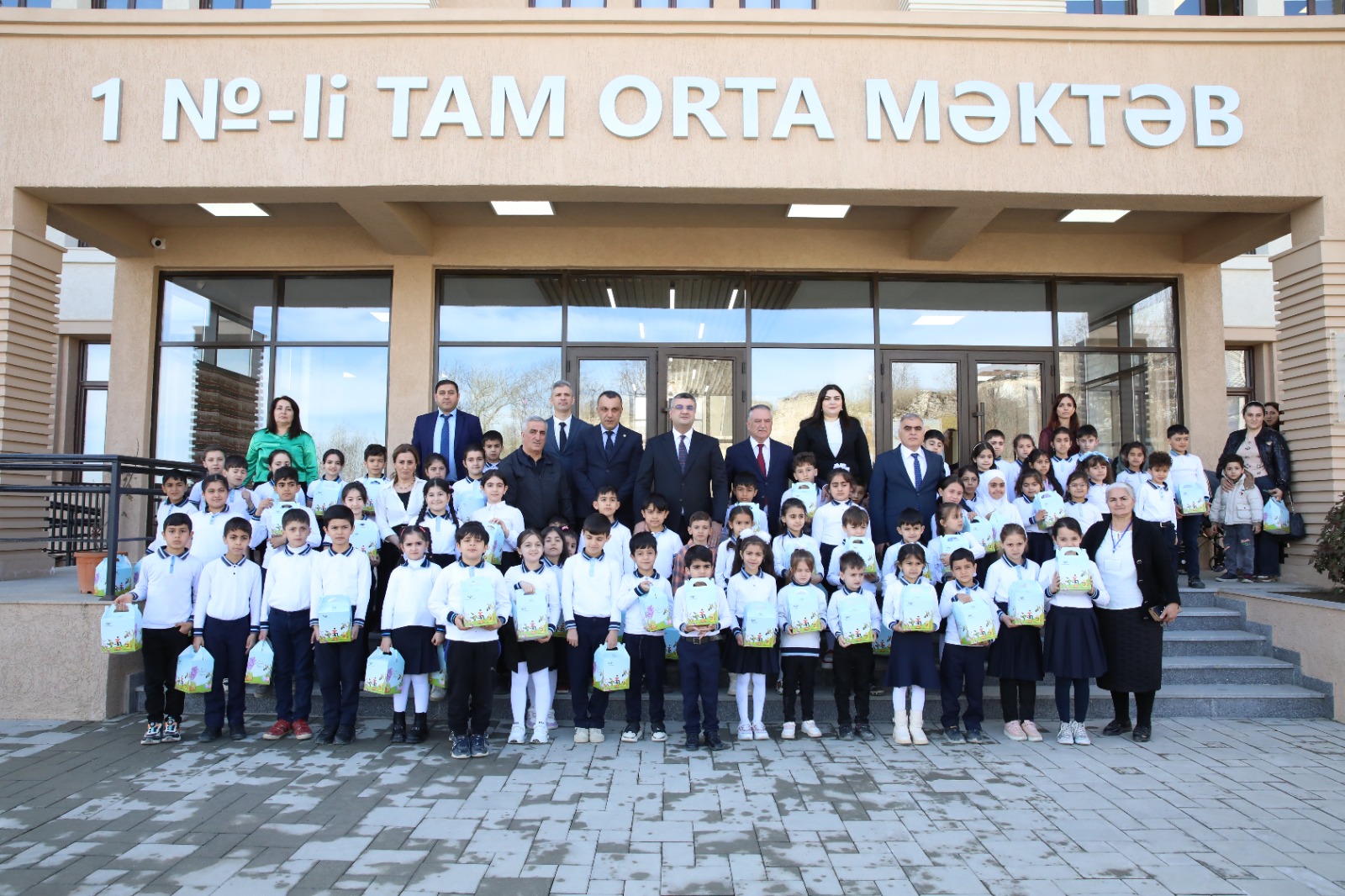 AHİK uşaqlar üçün Novruz şənlikləri təşkil edir (FOTO)