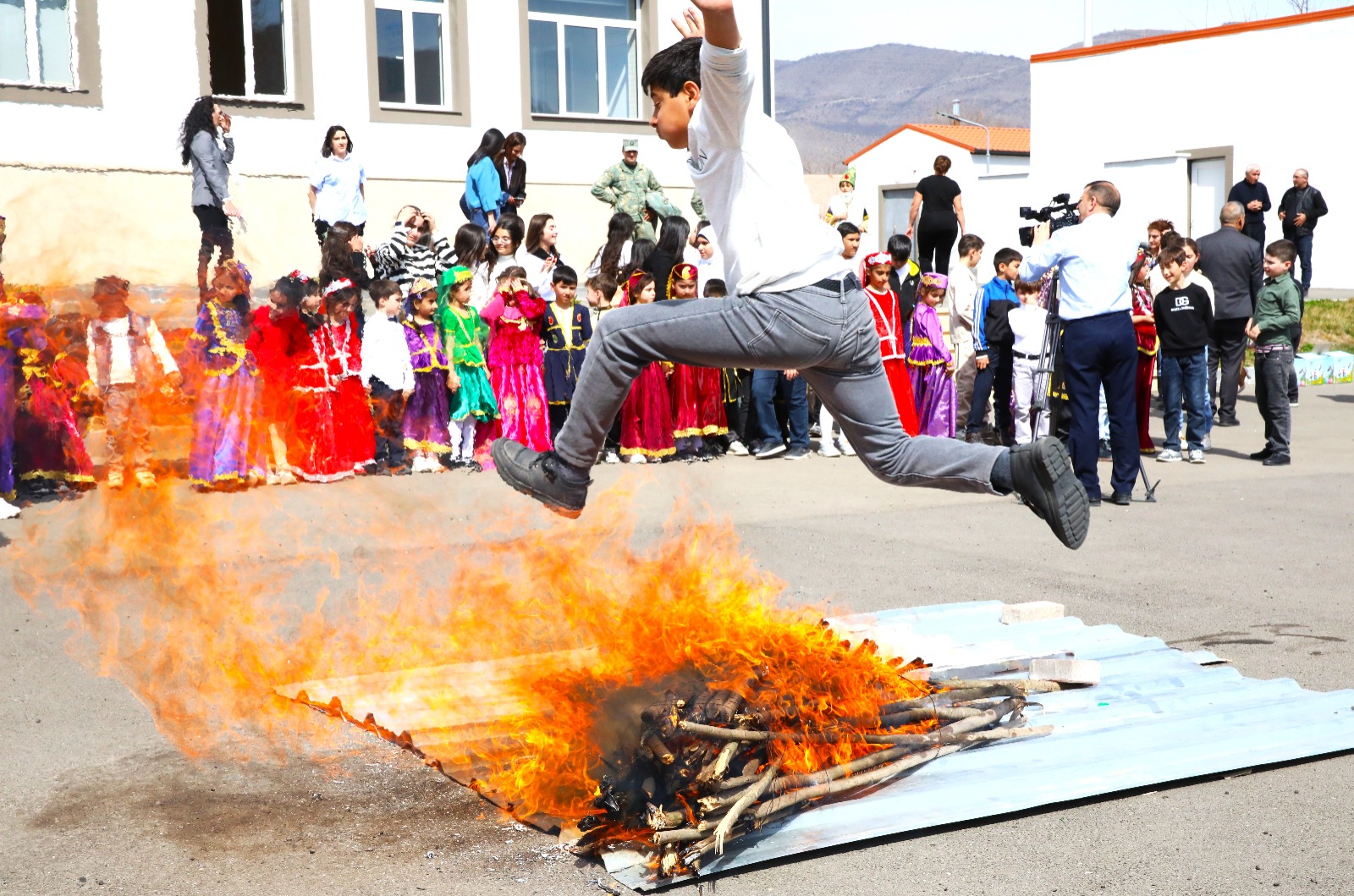 AHİK uşaqlar üçün Novruz şənlikləri təşkil edir (FOTO)