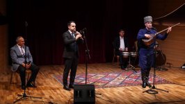 “Yenə gəldi yaz ayları” adlı aşıq musiqisindən ibarət konsert olub (FOTO)