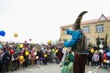 Leyla Əliyevanın təşəbbüsü ilə Xızı rayonunda uşaqlar üçün Novruz şənliyi keçirilib (FOTO)