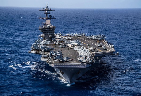 Husilər ABŞ-nin "Carl Vinson" təyyarədaşıyan gəmisinə zərbə endiriblər