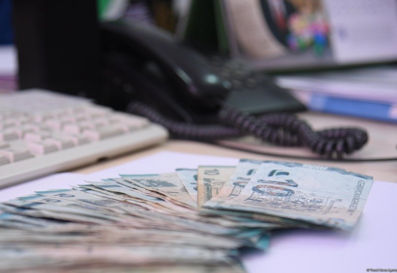 Azərbaycanda bəzi şəxslərin gəlirlərinə görə vergi qaydası dəyişdi