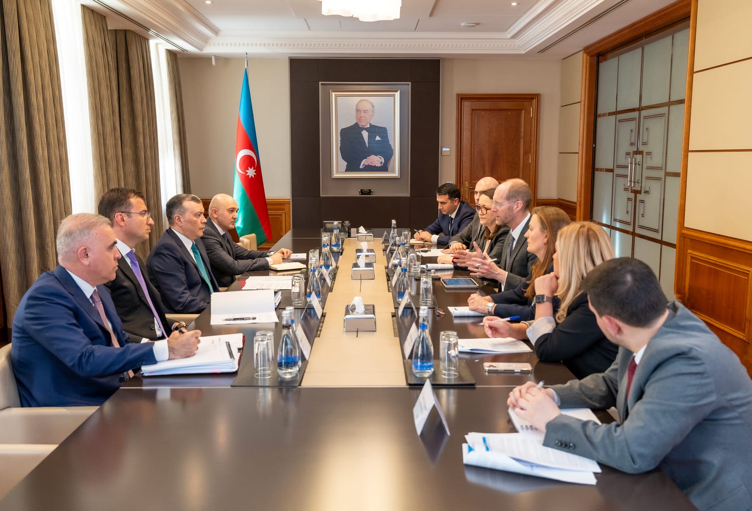 Azərbaycan və AYİB arasında hazırda icra olunan və icrası planlaşdırılan layihələr dəyərləndirilib